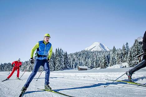 Seefeld on Keski-Euroopan arvostetuimpia maastohiihtopaikkoja – siellä  vierailee vuosittain puoli miljoonaa matkailijaa - Urheilu 