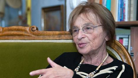Unkarin pääministeriä äänekkäästi vastustanut filosofi Agnes Heller on kuollut