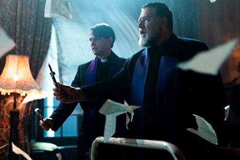 Daniel Zovatto ja Russell Crowe näyttelevät Julius Averyn ohjaamassa elokuvassa.