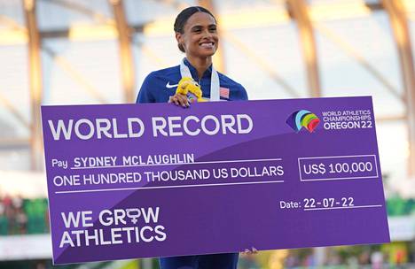 Sydney McLaughlin kuittasi maailmanennätyksestä 100 000 dollarin eli noin 98 000 euron bonuksen.