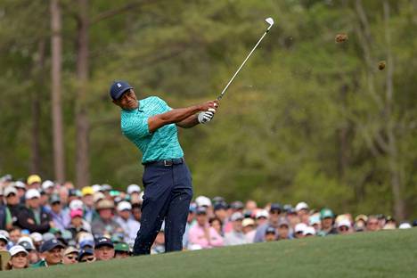 Tiger Woods on Mastersissa jaetulla 19. sijalla kahden päivän jälkeen.