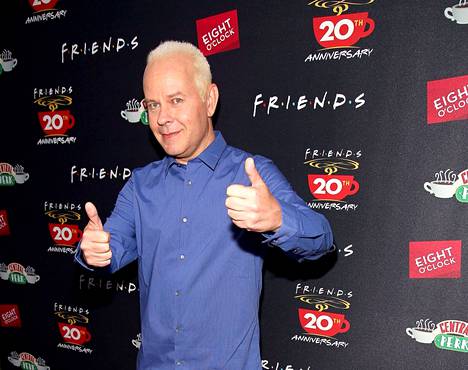 James Michael Tyler, joka tunnetaan Frendit-sarjan Guntherina, osallistui vuonna 2014 tapahtumaan, jossa juhlistettiin sitä, että Frendien alkamisesta oli kulunut 20 vuotta. 
