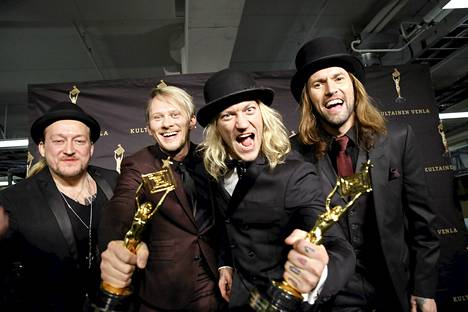 Duudsonit tunnetaan tv-sarjoistaan elokuvistaan. Tammikuun Venla-gaalassa ryhmä sai parhaan reality-ohjelman palkinnon.