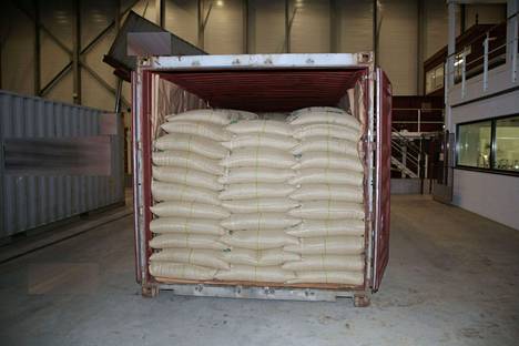 Sveitsin poliisi takavarikoi yli 500 kiloa kokaiinia kahviyhtiö Nespresson tehtaalta.