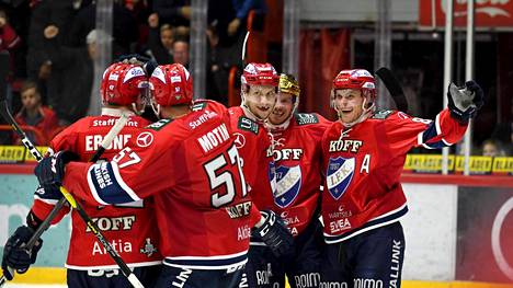Huippukiihkeä välierä kääntyi HIFK:lle, puolustaja Eronen ratkaisijana: ”Oltiin just tuon verran parempia ja ansaittiin voitto”