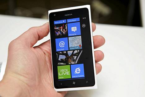 Lumia 900 on uusin Lumia-puhelin.