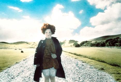In Jane Campion’s film, Janet Frame as a child was played by Alexia Keogh.