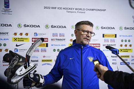 Jukka Jalonen odottelee lisää pelaajia NHL:stä, muttei tiedä, ketkä voisivat vapautua MM-kisoihin.