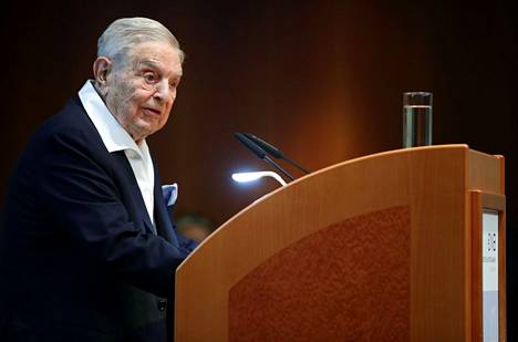 Miljardööri George Soros puhui yleisölle Itävallan pääkaupungissa Wienissä vuonna 2019.