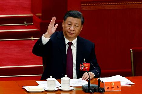 Kiinan Xi Jinping piti puoluekokouksen päätöspuheen Pekingissä lauantaina. 