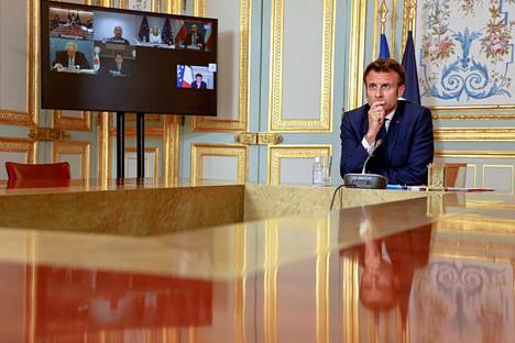 Ranskan presidentti Emmanuel Macron osallistui muun muassa Yhdysvaltojen, Japanin ja EU-maiden johtajien väliseen Ukrainan sotaa käsittelevään videopuheluun viime viikon tiistaina Pariisissa.