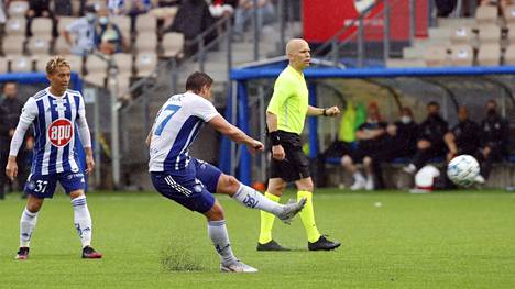 Jalkapallo | HJK haki vierasvoiton Filip Valencicin vaparimaalilla Stadin derbyssä