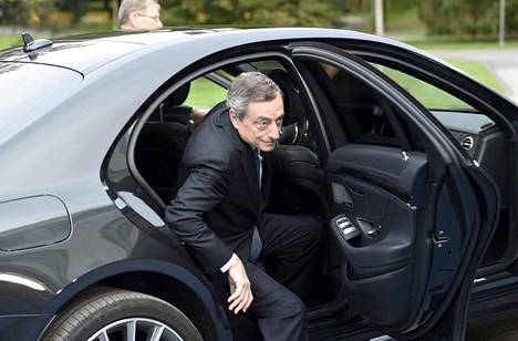 Euroopan keskuspankin pääjohtaja Mario Draghi osallistui Ecofin-kokoukseen perjantaina Helsingissä.