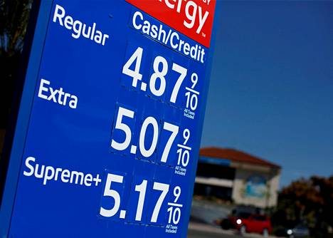 Polttonesteiden kallistuminen on yksi syy inflaation kiihtymiseen Yhdysvalloissa. Marraskuussa bensiinin hinta oli San Diegossa noin viisi dollaria gallonalta, joka vastaa 3,8 litraa.