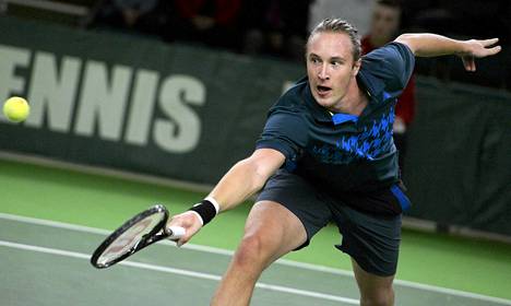 Henri Kontinen voitti yhdessä Jarkko Niemisen kanssa nelinpelin Helsingin ATP-turnauksessa marraskuussa.