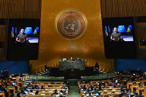 Ukrainan presidentti Volodymyr Zelenskyi piti videoidun puheen YK:n yleiskokoukselle torstain vastaisena yönä.