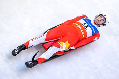 Puolalainen kelkkailija törmäsi keskellä Pekingin olympiarataa kiinni  olleeseen puomiin – ”Se olisi voinut päättyä tragediaan” - Urheilu 