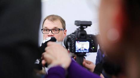 Pääministeri Juha Sipilä (kesk) kommentoi Julkisen sanan neuvoston päätöstä eduskunnassa torstaina. Sipilä sanoi olevansa edelleen sitä mieltä, että hänellä oli oikeus tulla kuulluksi.