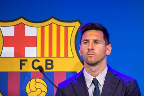 Lionel Messi joutui jättämään FC Barcelonan.