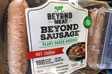 Beyond Meatin kasvismakkaroita myydään Kaliforniassa marketeissa.