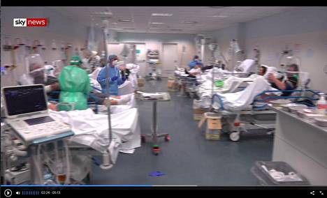 Brittiläisen Sky News -kanavan kuvausryhmä pääsi vierailemaan Italian Bergamossa sijaitsevaan koronapotilaita hoitavaan sairaalaan.