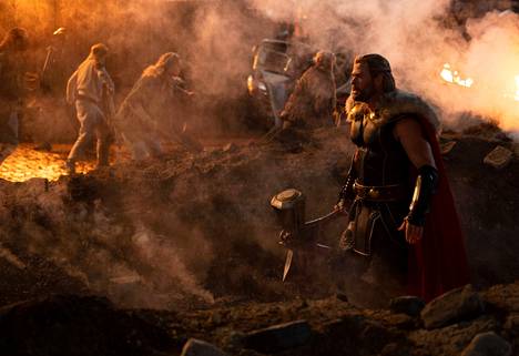 Thor: Love and Thunder on Marvel Studiosin viimeisin supersankarispektaakkeli. 