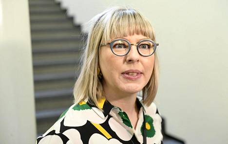 Ministeri Pekonen torjuu väitteet viivyttelystä EU:n yhteisten  suojavarusteiden hankinnassa: ”Suomella ei olisi nykyistä enemmän  hengityssuojia” - Politiikka 
