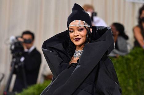 Rihanna kuvattuna Met-gaalassa New Yorkissa syyskuussa 2021. 