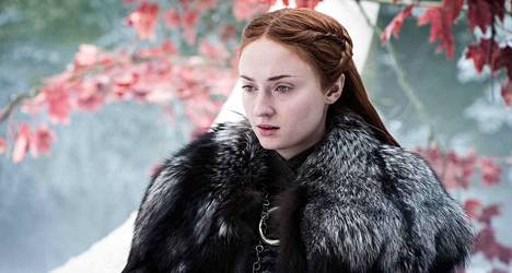 Sansa Stark (Sophie Turner) hallitsee nyt Talvivaaraa ja pohjoista.