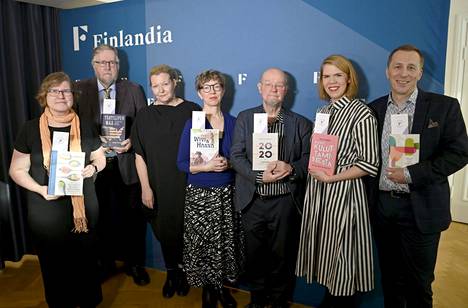 Tietokirjallisuuden Finlandia-ehdokkaina ovat Ritva Kylli (vas.) , Markku Henriksson, Kristiina Markkanen ja Leena Virtanen, Osmo Soininvaara,  Julia Thurén sekä Osmo Tapio Räihälä. 