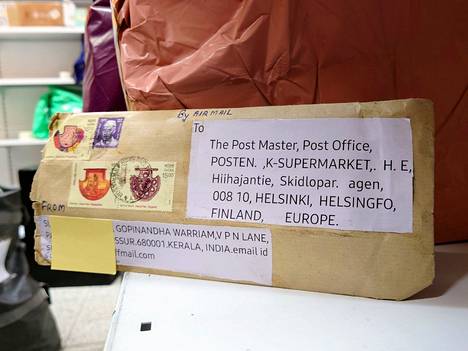 Intian Keralasta lähetetty kirje oli osoitettu K-Supermarket Hertan ”postimestarille”.