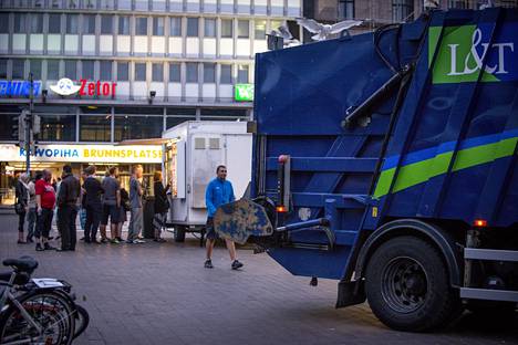 Roska-autot saattavat alkaa kolistella jo aamuviideltä – Helsinki taistelee HSY:n päätöstä vastaan oikeudessa