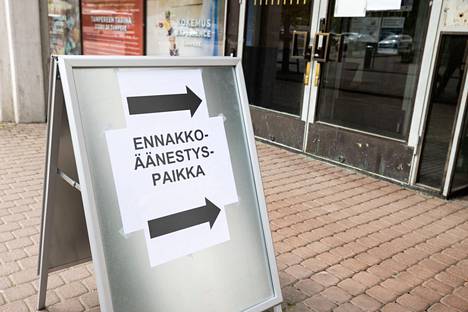 Lähes viidesosa suomalaisista on käynyt ennakkoäänestämässä kuntavaaleissa.