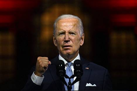Presidentti Joe Biden on saanut uutta puhtia esiintymisiinsä.