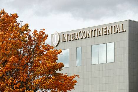 Intercontinental Hotels Groupin (IHG) hotelli Lontoossa.