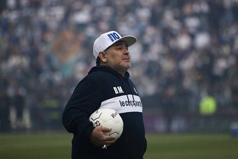 Diego Maradona valmensi viimeisinä vuosinaan.