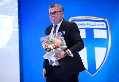 Palloliiton johtajana onnistunut Ari Lahti tähyää nyt korkeampiin tehtäviin kansainvälisessä jalkapalloliitossa Fifassa.