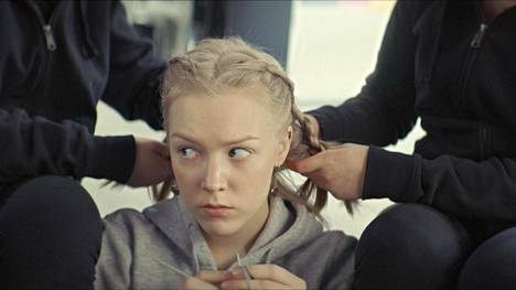 Elokuva-arvostelu: Lukiolaisten välisestä kateudesta kertova Diva of Finland on raikas nuortenelokuva