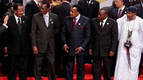 Afrikka on Mugaben jälkeenkin ikämiesten käsissä – nämä kahdeksan presidenttiä ovat hallinneet yli 20 vuotta