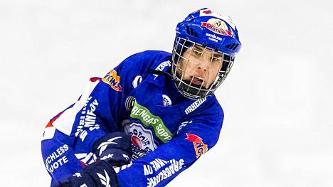 Suomi otti jääpallon MM-pronssia murskaavalla esityksellä – Tuomas Määttä iski hattutempun