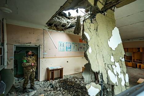 Mykolajivin alue on kärsinut pahoin pommituksissa. Kuvassa tuhottu koulurakennus.