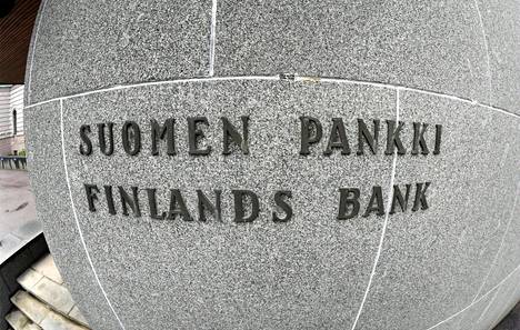 Suomen Pankin laskelmissa lähtökohtana on, että pandemian vaikutus on väliaikainen ja Suomen talous palaa kasvu-uralle kuluvan vuoden loppupuolella.