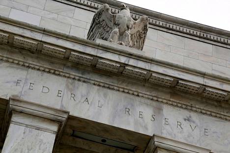 Korkosijoittajat ennakoivat Yhdysvaltain keskuspankilta koronlaskuja pidemmällä tulevaisuudessa.