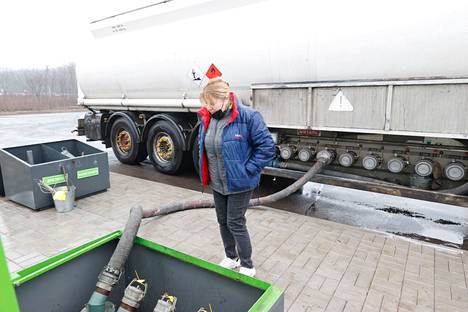 At the gas station, Tatjana was refueling from a tank truck to the station's tanks as demand exploded.