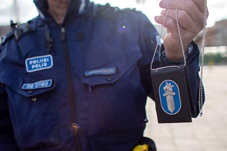 Lounais-Suomen poliisi on saamassa valmiiksi esitutkinnan 3d-tulostimella valmistettuihin aseisiin liittyen. Nelikymppistä satakuntalaismiestä epäillään törkeästä ampuma-aserikoksesta.