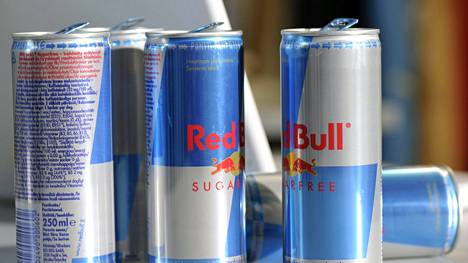 Yritykset | Energiajuomayhtiö Red Bull jakoi omistajilleen yli 550 miljoonan euron osingot – Itävaltalainen liikemies kuittasi suuremman osan, thaimaalainen suku loput
