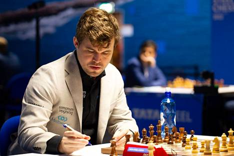 Magnus Carlsen pelasi šakkiturnauksessa Hollannissa viime viikolla.