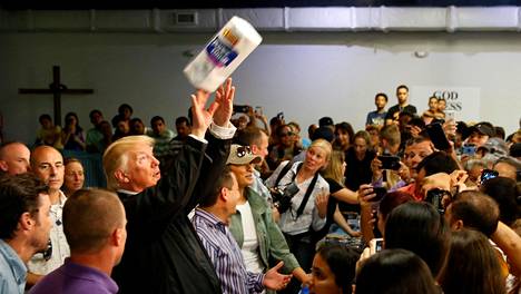 Florence-hurrikaani on myös Trumpin testi – Puerto Ricon jälkihoito oli fiasko, ja nyt presidentti haluaa kiistää uhriluvun