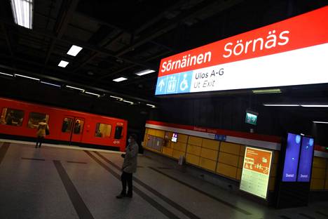 Järjestyksenvalvojaa yritettiin ampua Sörnäisten metroasemalla.