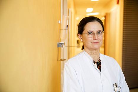 Jaana Syrjänen, chief physician of the Infection Unit at Tampere University Hospital, does not consider restricting the hobbies of children and young people to be useful for the epidemic.